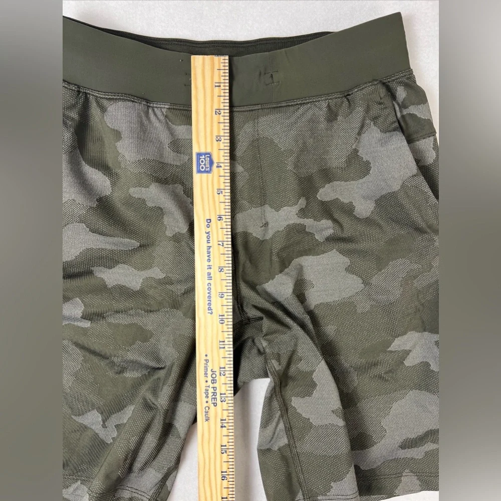 Lululemon THE Short 7” Mesh Linerless Men’s Small Camo Green Athletic Run M7APIS